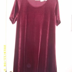 Short sleeve Velour Wine Dress